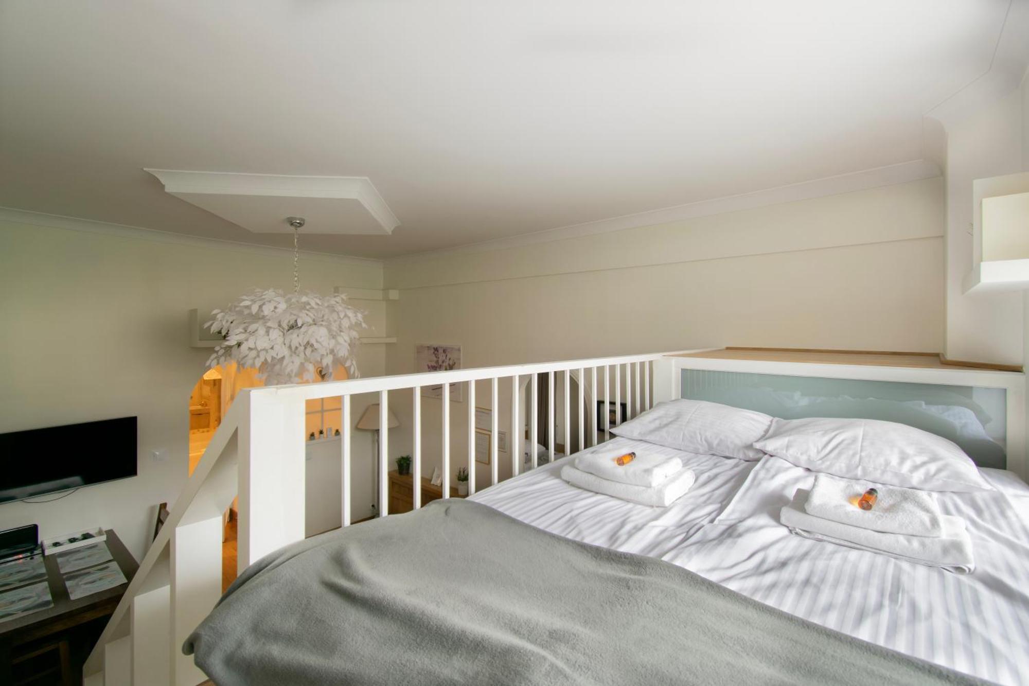 Stylish 2 Bedroom Apartment Morsztynowska Street Krakow Luaran gambar